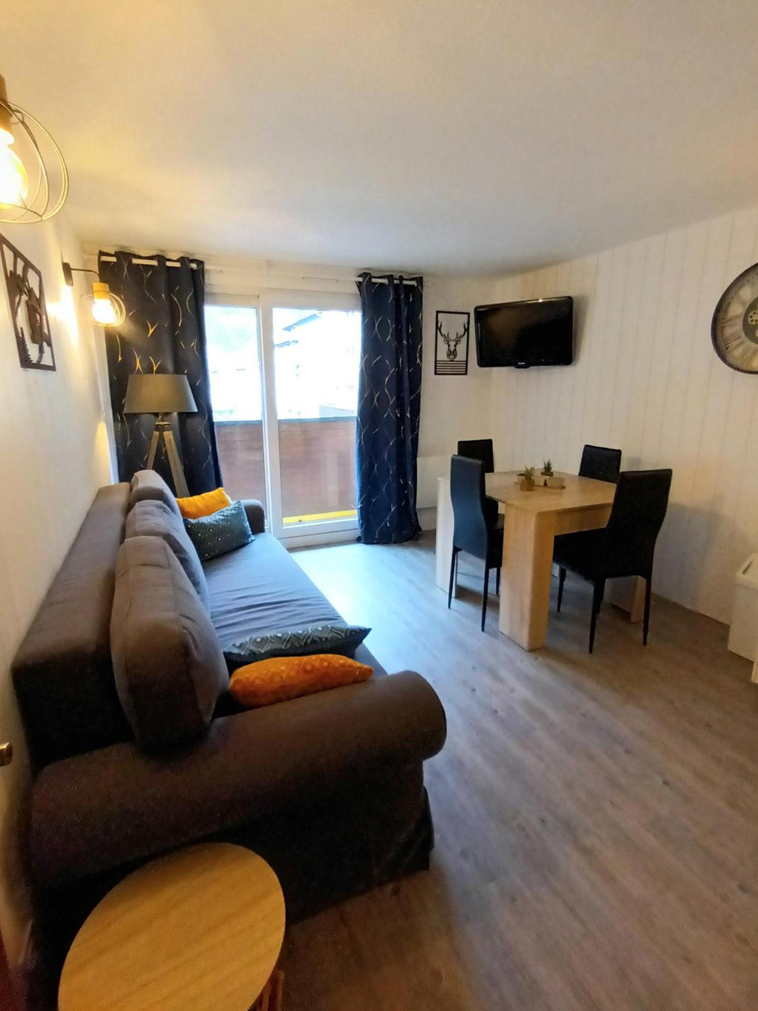 Appartement 4-6 Pers Proche Centre Village 생라리술랑 외부 사진